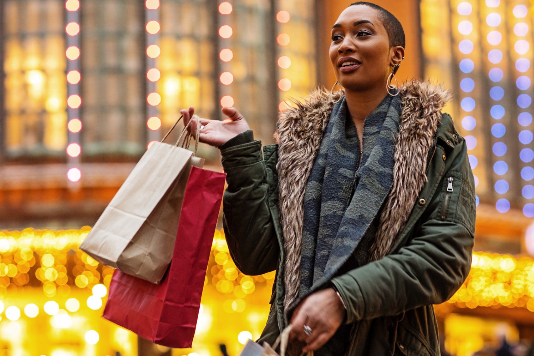 Holiday Shopping Trends 2023 | Accenture