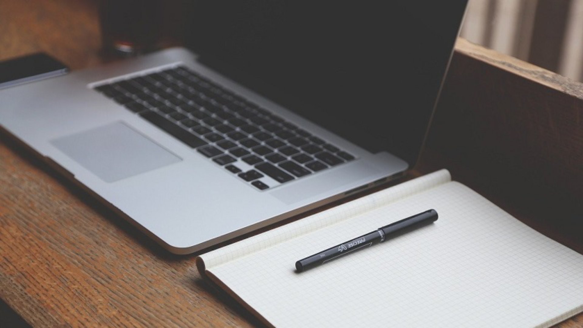 デジタルコンサルタントの1年目：イチオシ研修と、初めてのプロジェクトで新入社員の自分が提供できた価値